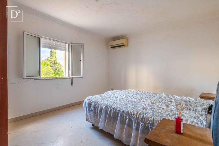 Image No.25-7 Bed Villa for sale