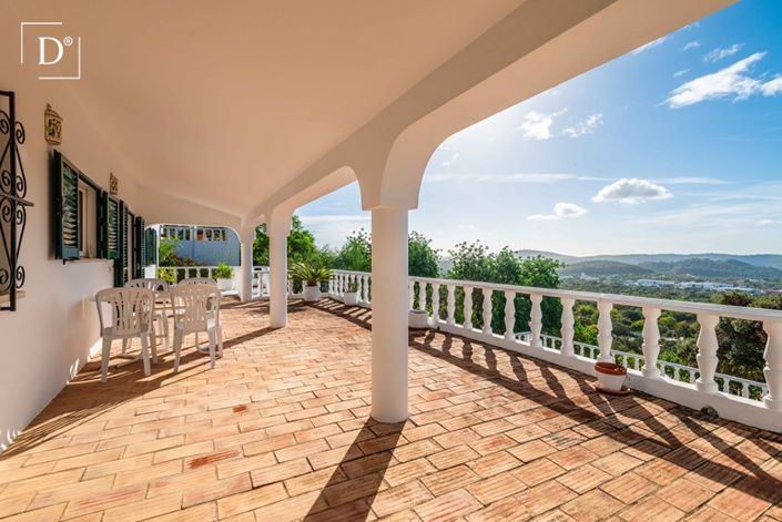 Image No.2-3 Bed Villa for sale