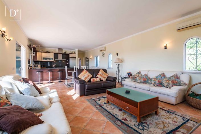 Image No.3-3 Bed Villa for sale