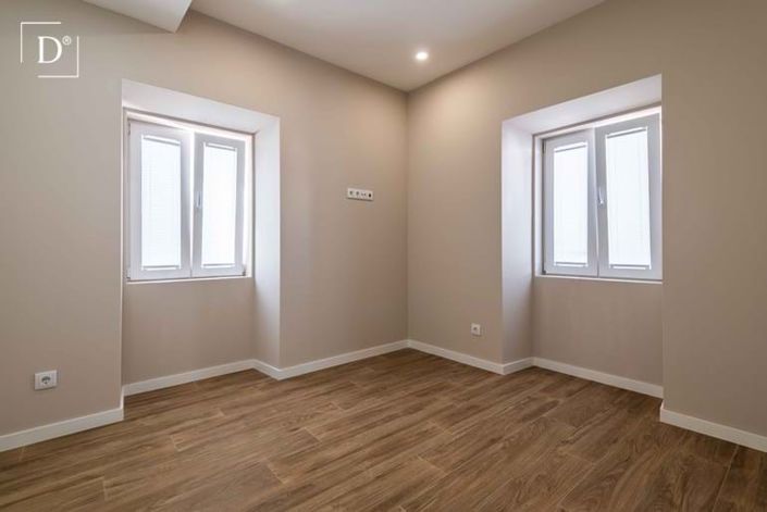 Image No.10-3 Bed Villa for sale