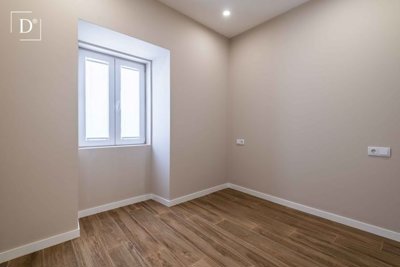 1-12370-a6143ebb3cb0547d86cbab874af8e5c603a53