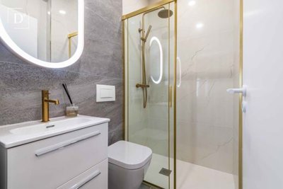 1-12370-a6143ebb3cb0547d86cbab874af8e5c603a53