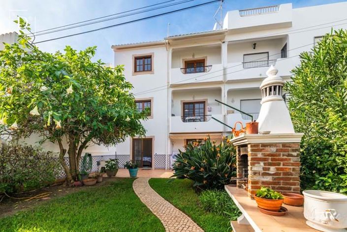 Image No.1-5 Bed Villa for sale