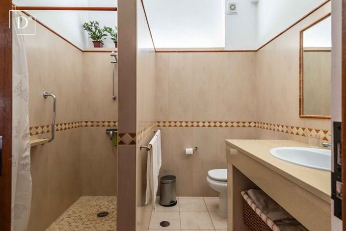 Image No.34-5 Bed Villa for sale