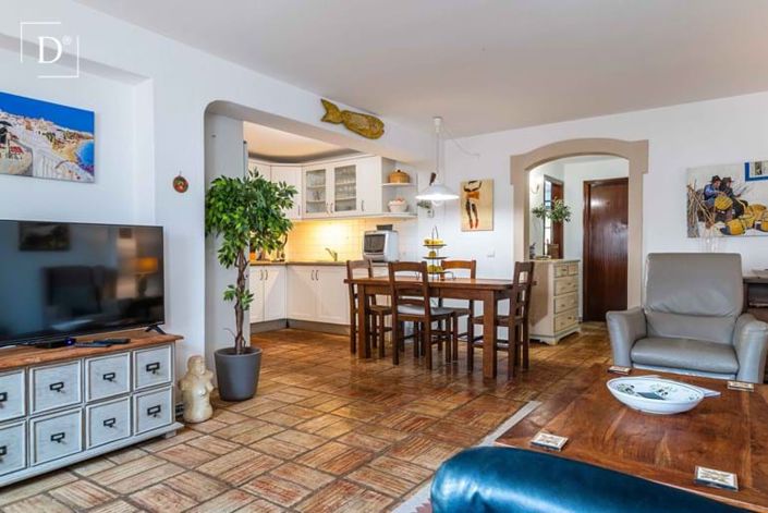 Image No.6-5 Bed Villa for sale