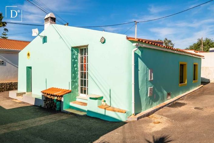 Image No.1-2 Bed Villa for sale