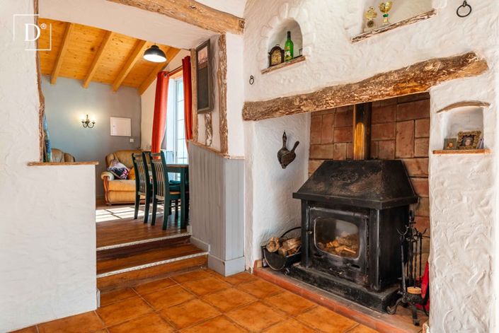 Image No.17-2 Bed Villa for sale