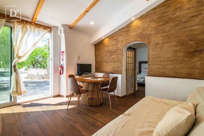 Image No.1-1 Bed Villa for sale