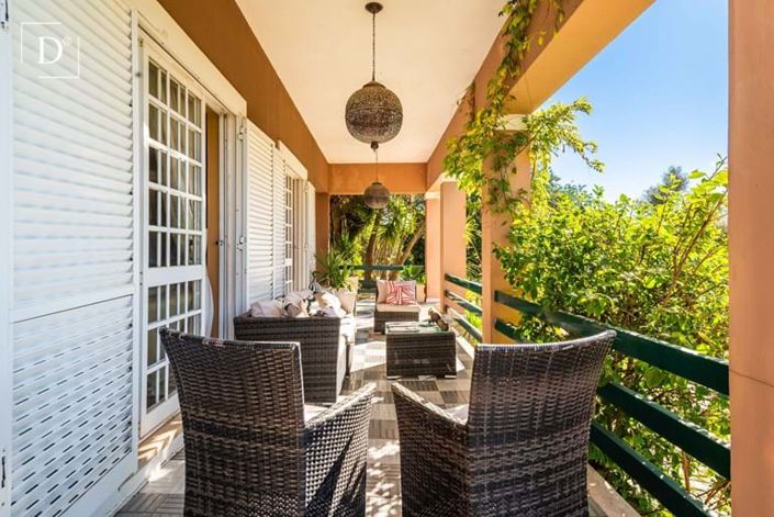 Image No.18-6 Bed Property for sale