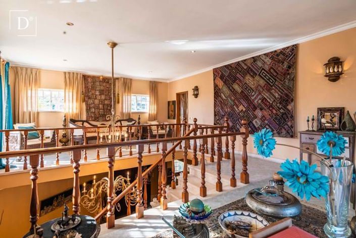 Image No.19-6 Bed Property for sale