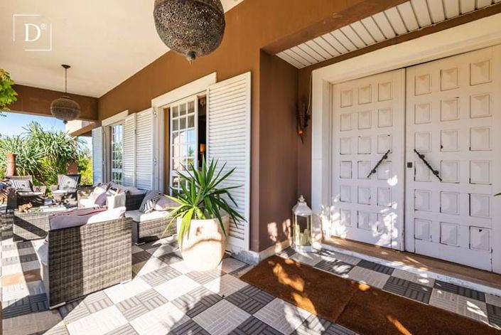 Image No.24-6 Bed Property for sale