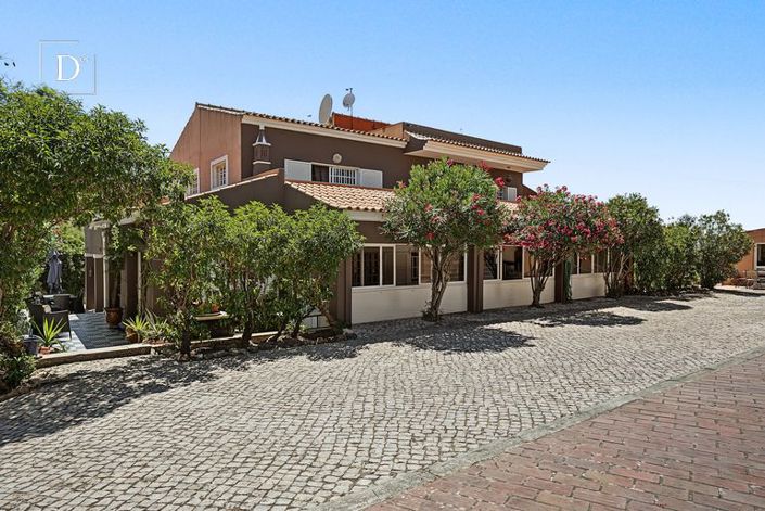 Image No.34-6 Bed Villa for sale
