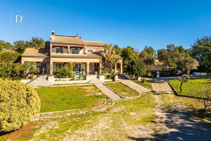 Image No.40-6 Bed Villa for sale