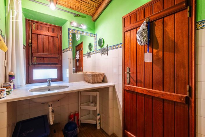 Image No.12-3 Bed Villa for sale