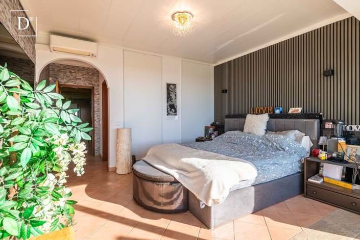 Image No.25-4 Bed Villa for sale