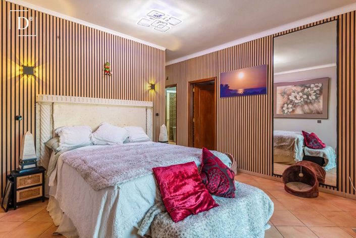 Image No.35-4 Bed Villa for sale