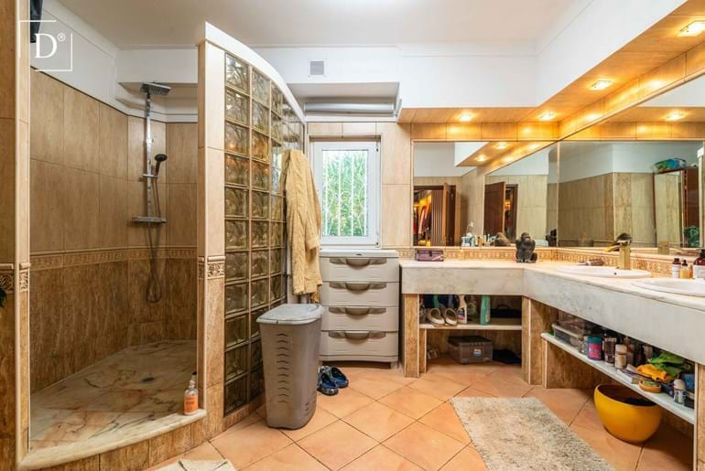 Image No.36-4 Bed Villa for sale