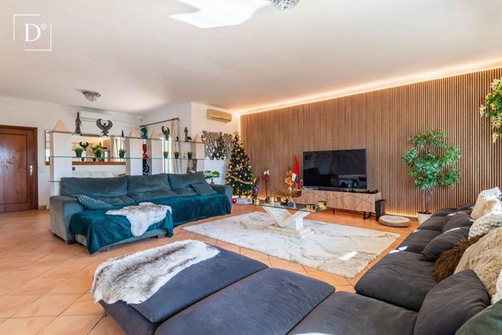 Image No.4-4 Bed Villa for sale