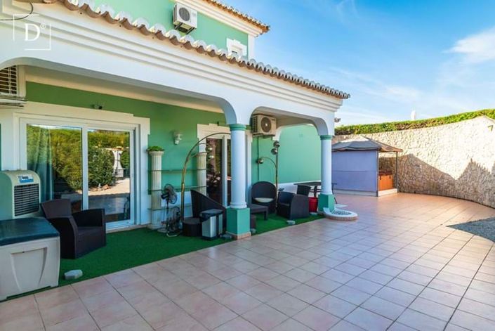 Image No.50-4 Bed Villa for sale