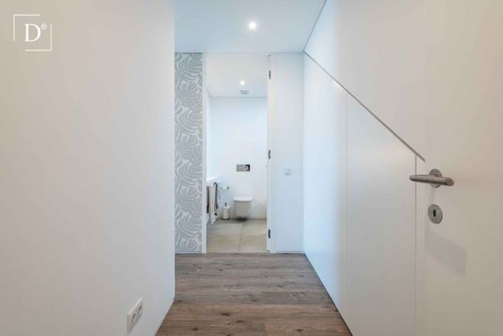 Image No.18-3 Bed Villa for sale