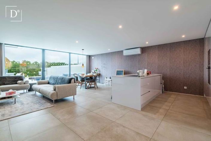 Image No.2-3 Bed Villa for sale