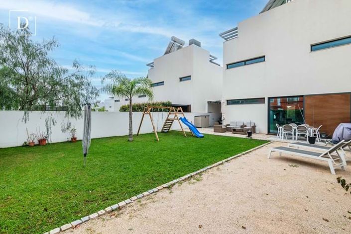 Image No.30-3 Bed Villa for sale