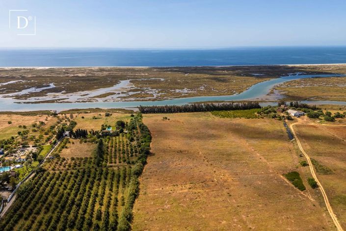 Image No.33-3 Bed Villa for sale