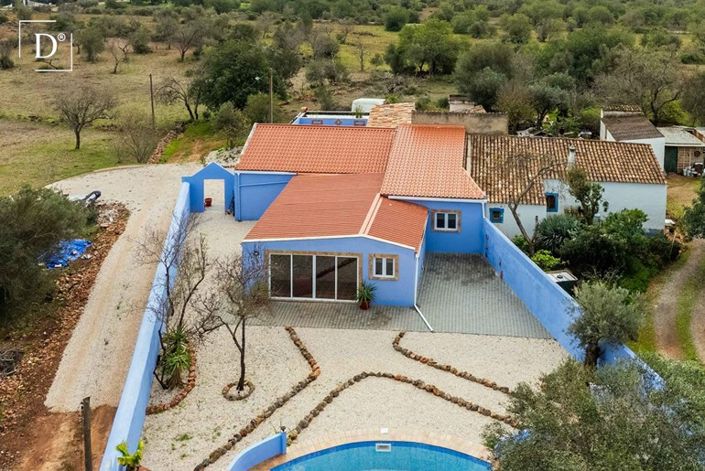 Image No.24-4 Bed Property for sale