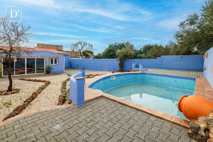 Image No.25-4 Bed Property for sale