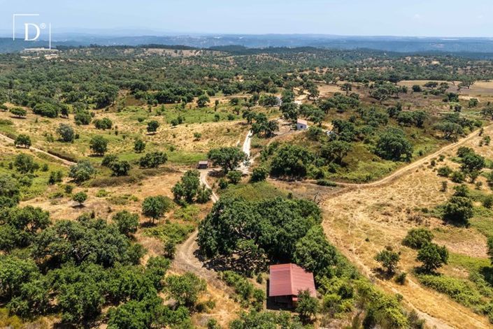 Image No.26-3 Bed Villa for sale