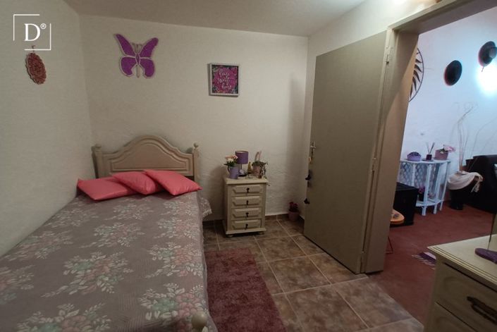 Image No.3-1 Bed Villa for sale