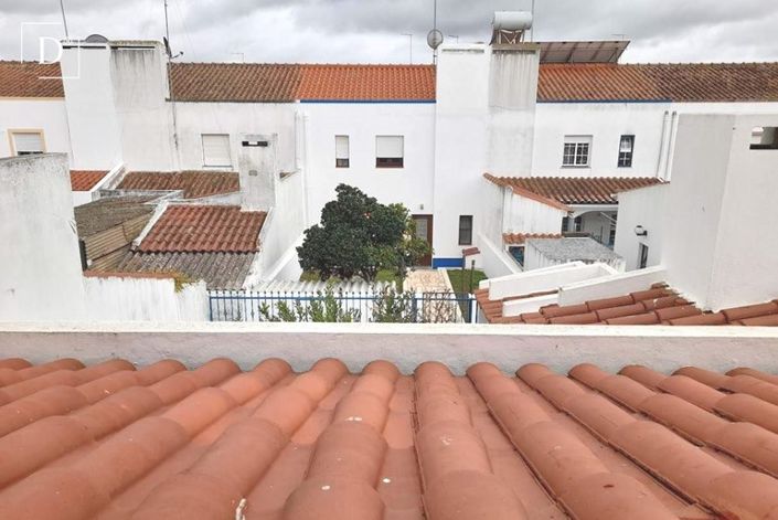 Image No.2-3 Bed Villa for sale