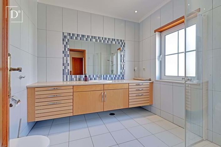 Image No.22-4 Bed Villa for sale