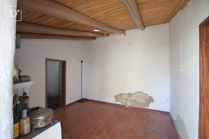 Image No.5-Villa for sale