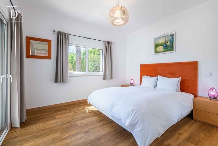 Image No.18-4 Bed Villa for sale