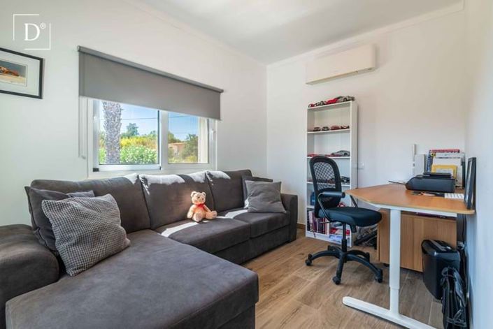 Image No.24-4 Bed Villa for sale