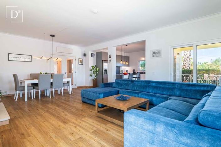 Image No.8-4 Bed Villa for sale