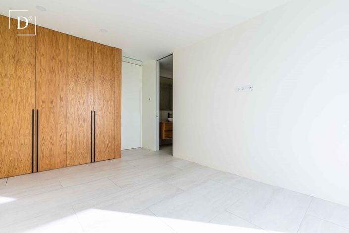 Image No.20-4 Bed Villa for sale