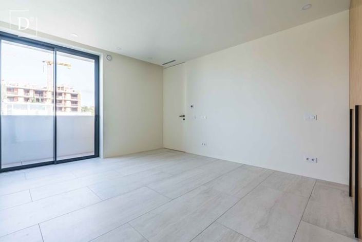 Image No.27-4 Bed Villa for sale