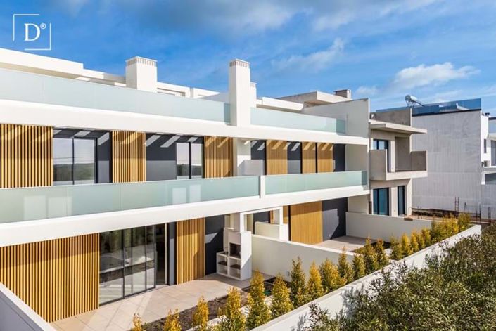 Image No.37-4 Bed Villa for sale