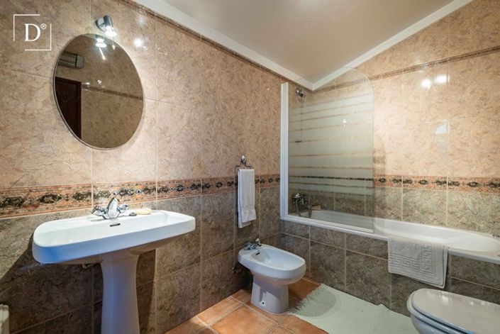 Image No.11-3 Bed Villa for sale