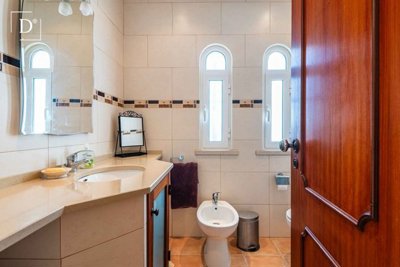 1-12496-a6143ebb3cb0547d86cbab874af8e5c603a53