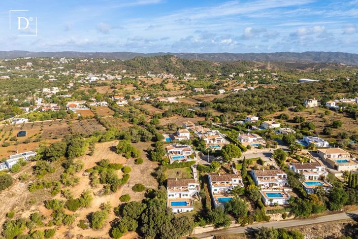 Image No.25-3 Bed Villa for sale