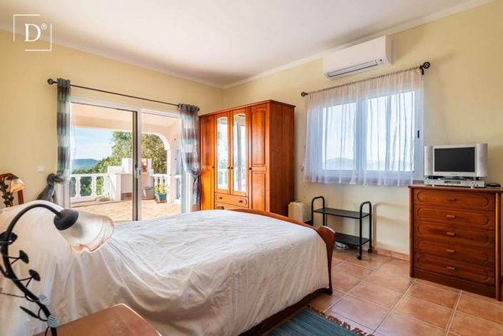 Image No.9-3 Bed Villa for sale