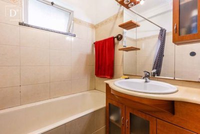 1-12469-a6143ebb3cb0547d86cbab874af8e5c603a53