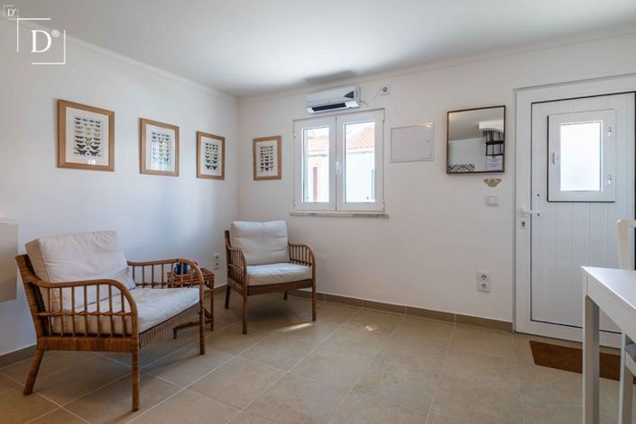 Image No.12-1 Bed Townhouse for sale