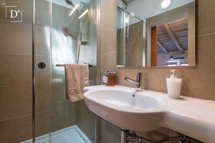 Image No.13-1 Bed Townhouse for sale