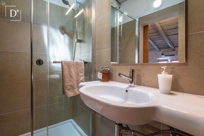 1-12501-a6143ebb3cb0547d86cbab874af8e5c603a53