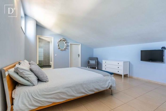 Image No.19-3 Bed Villa for sale