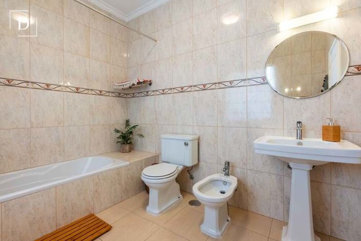 Image No.24-3 Bed Villa for sale